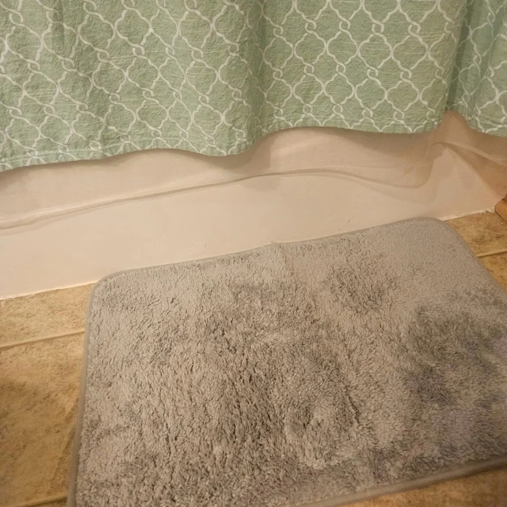 Bath Mat for Bathroom, brand new